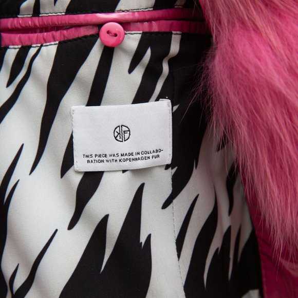 RARE Foxy Gloss Coat In Neon Pink (fuchsia) Size 2 - Picture 6 of 10